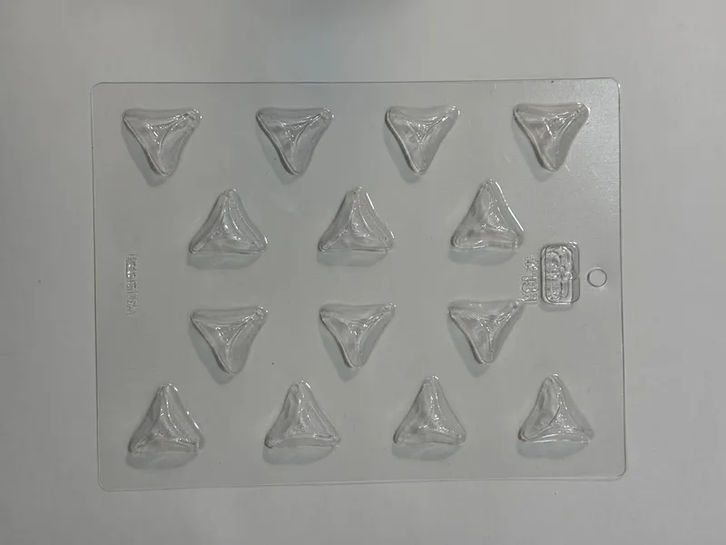 תבנית פלסטיק- 14 אוזני המן