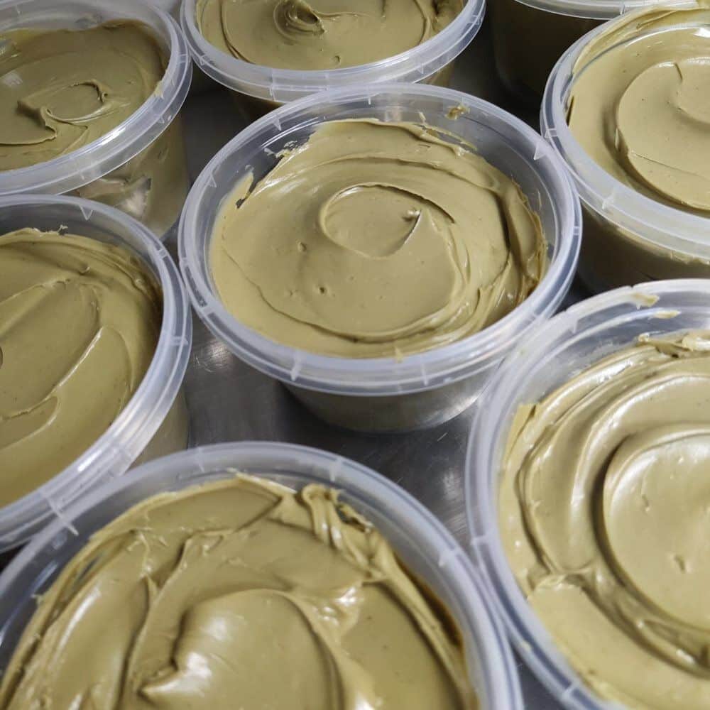 ממרח פיסטוק ושוקולד לבן- חלבי, 6 קילו